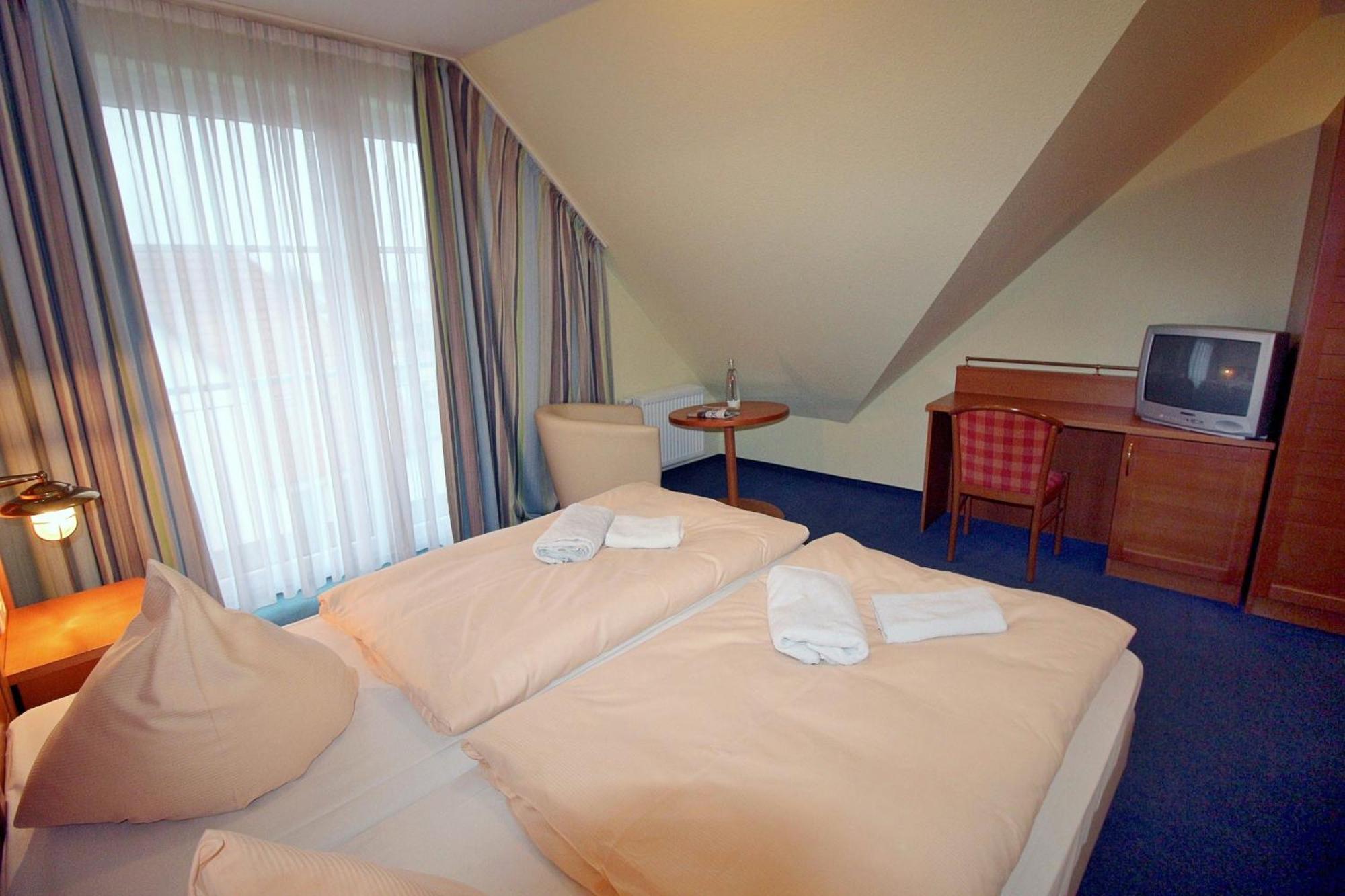 Haus Weida Hotel Breege Buitenkant foto